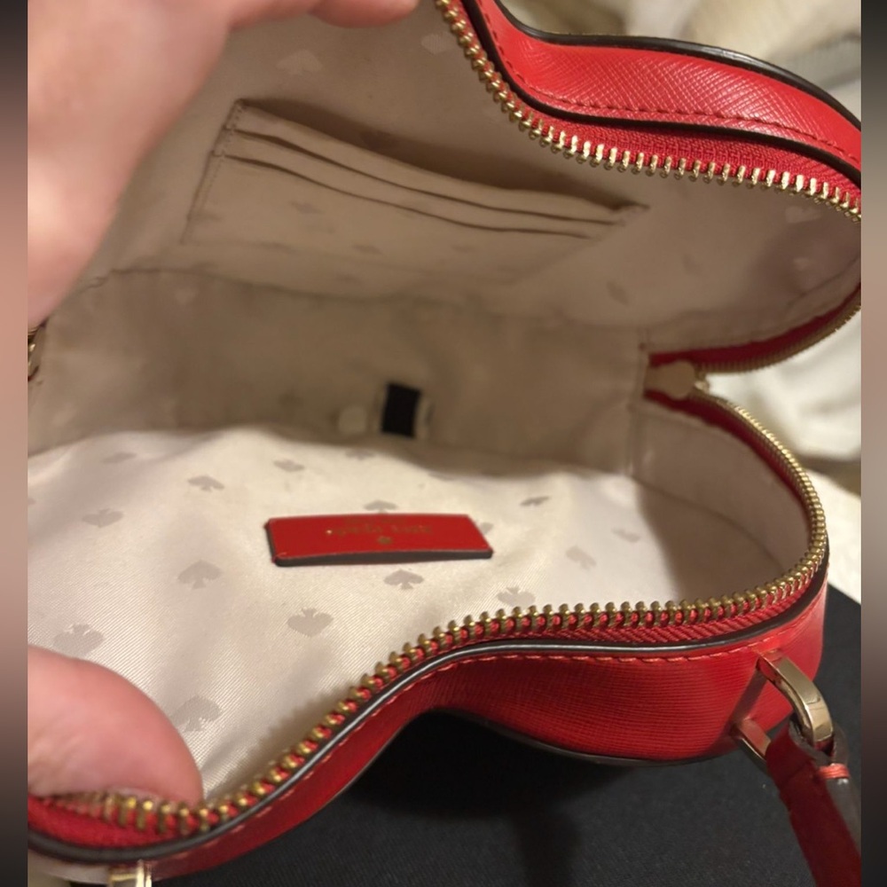 Kate Spade Love Shake Heart-Shaped Crossbody Bag Red Leather w heart Patch - GUC - Picture 10 of 15